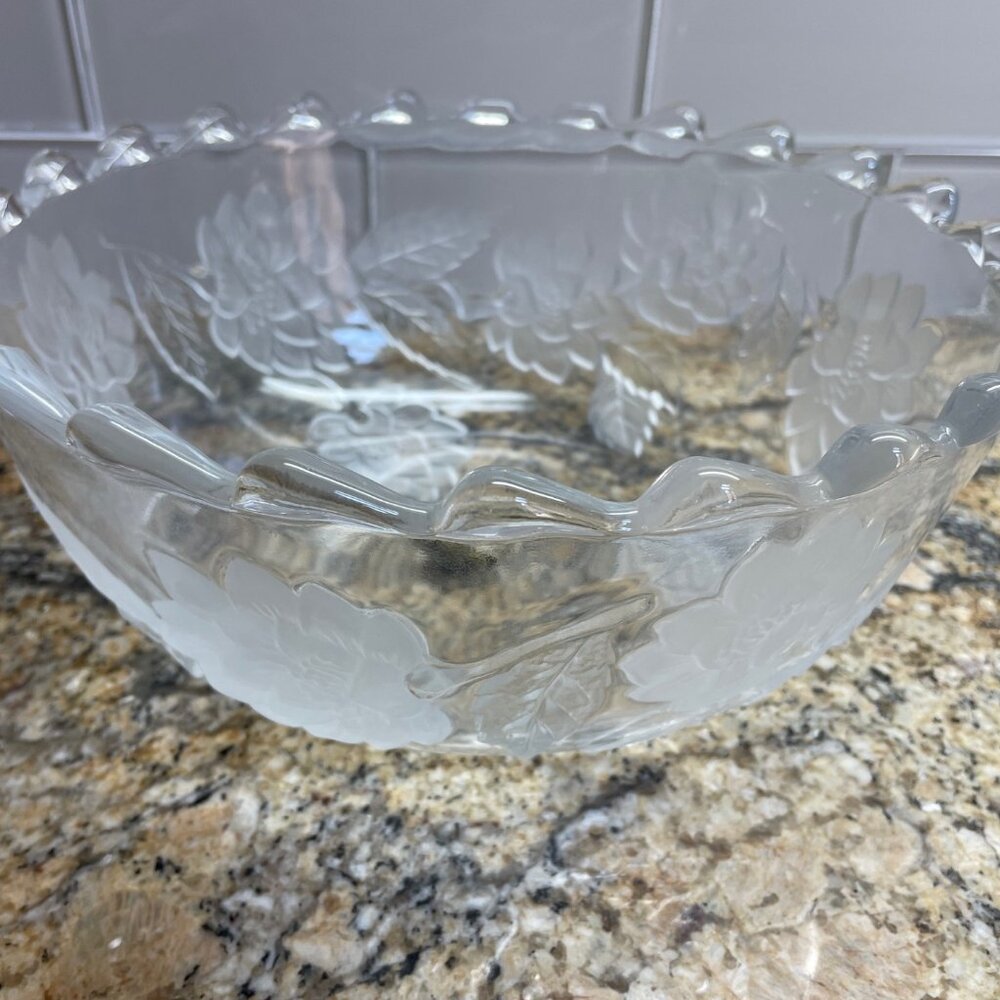 Vintage Crystal Clear Studios Chrysanthemum Glass Bowl NEW Japan 10"